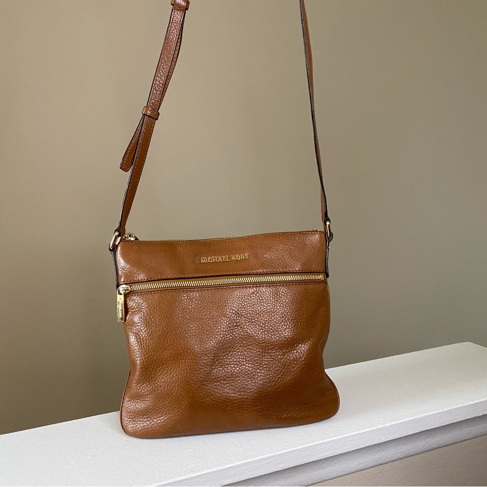 Michael Kors light brown leather crossbody shoulder bag